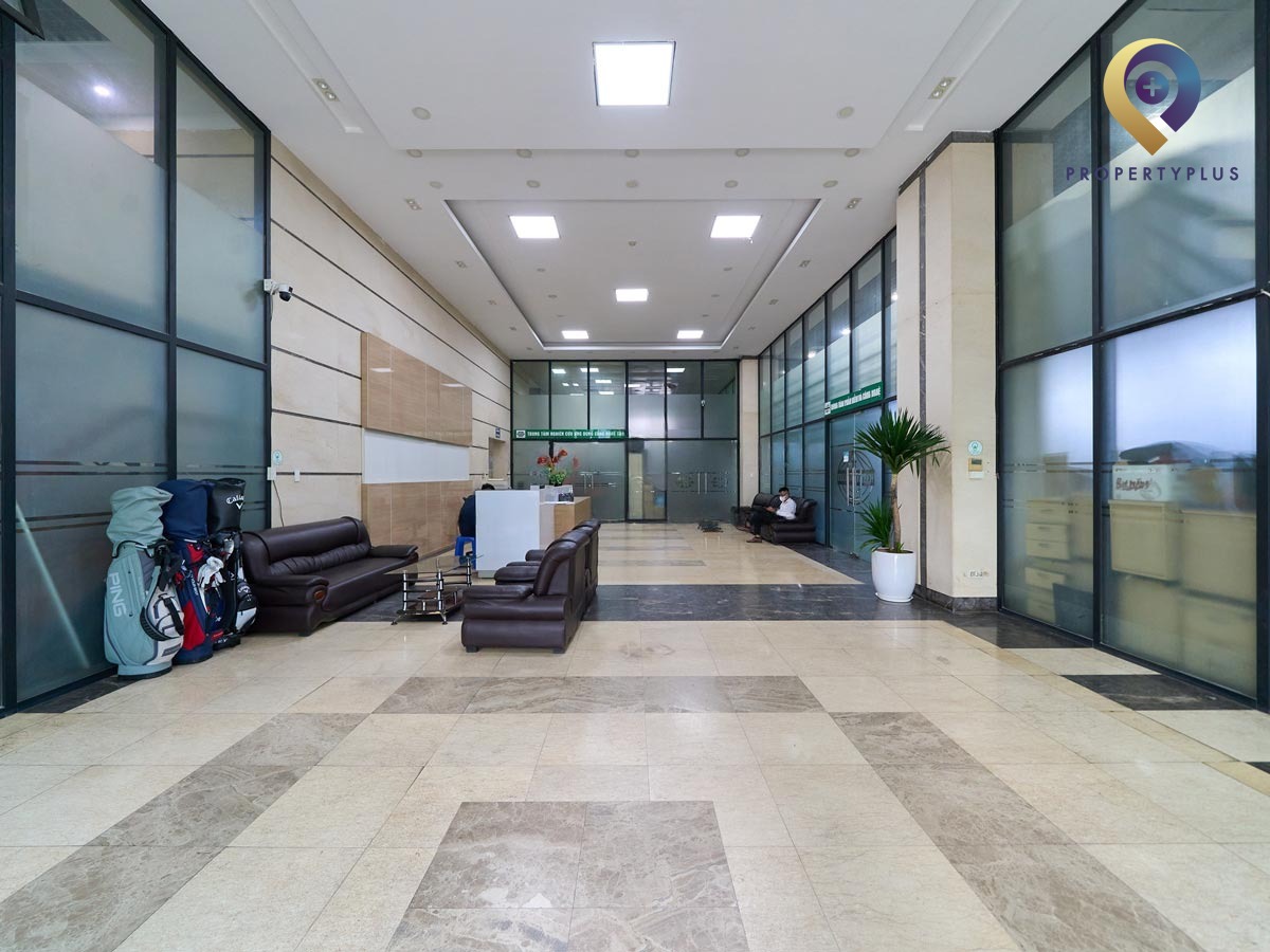 Ground floor lobby of CIT Building with reception desk and seating area